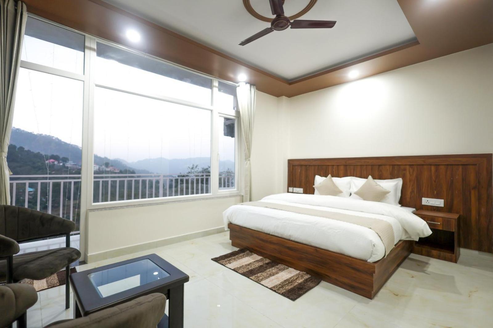 Hotel Mountain Shadow Kasauli Exterior foto
